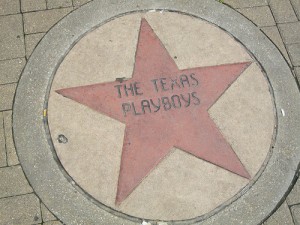 Texas Playboys Star at Cains