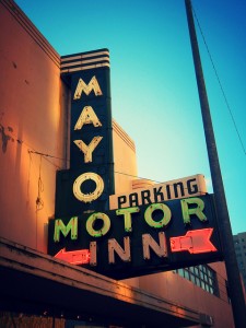 Mayo Motor Inn