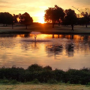 #sunrise Lafortune Park #pond #fountain #running #tulsa #oklahoma